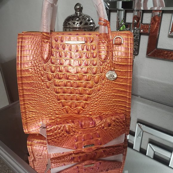 NWT Brahmin Caroline w/wallet Dusty Orange - Picture 1 of 4